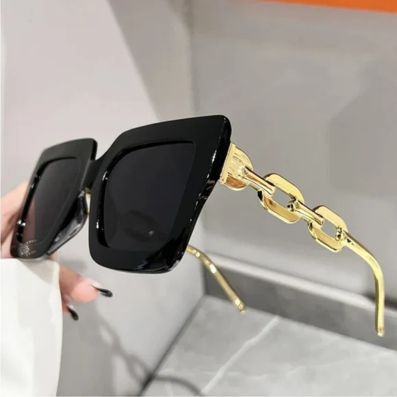 NEW Black Chain Fashion Sunglasses - Picture 8 of 12